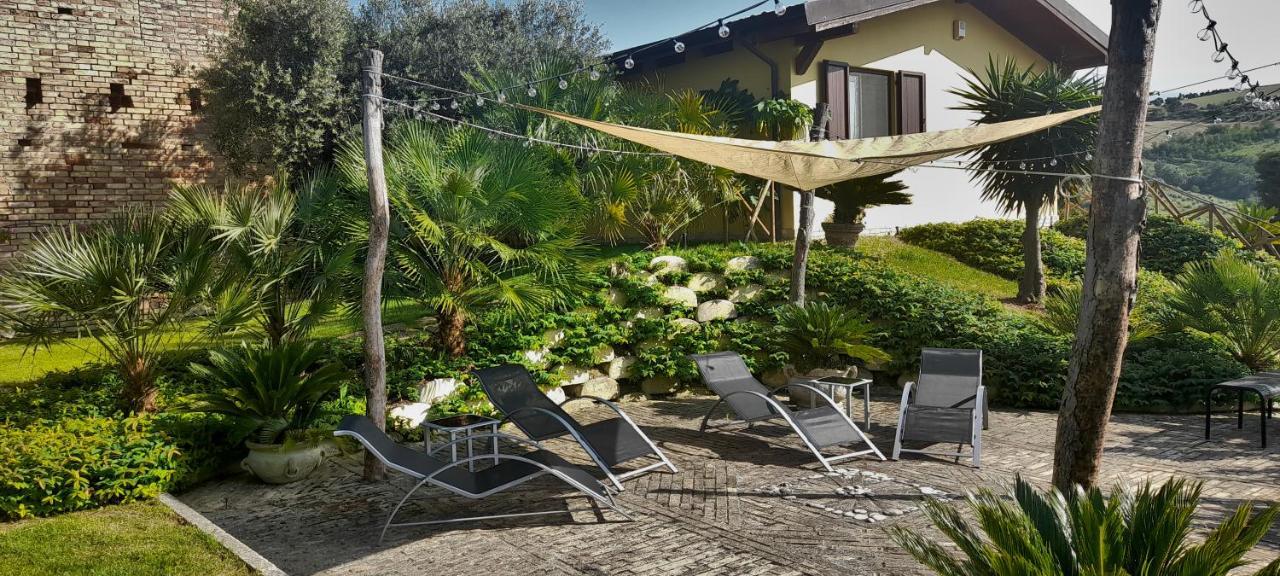 Agriturismo Tenuta Santa Maria Notaresco Εξωτερικό φωτογραφία