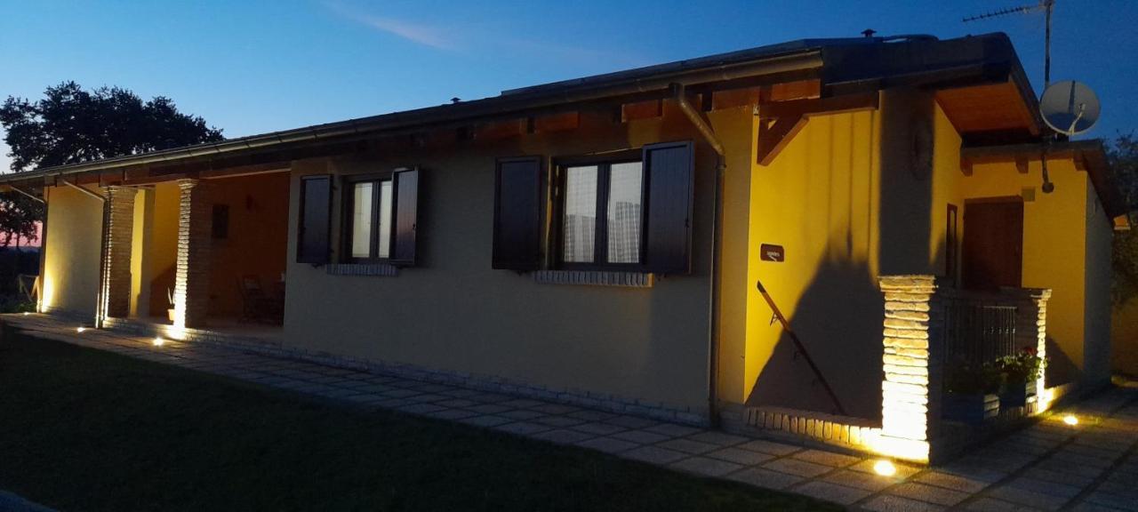 Agriturismo Tenuta Santa Maria Notaresco Εξωτερικό φωτογραφία