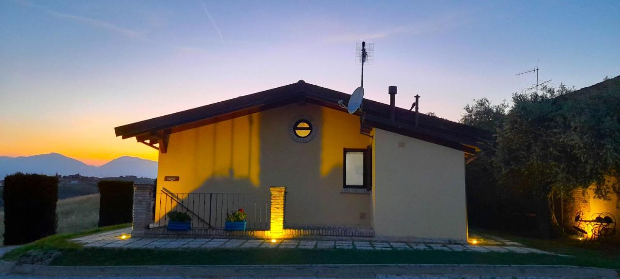 Agriturismo Tenuta Santa Maria Notaresco Εξωτερικό φωτογραφία