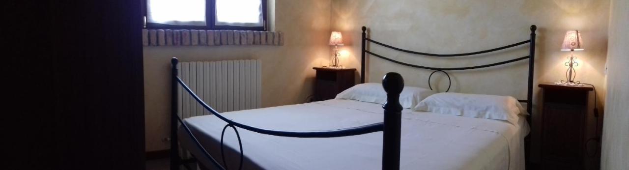 Agriturismo Tenuta Santa Maria Notaresco Εξωτερικό φωτογραφία